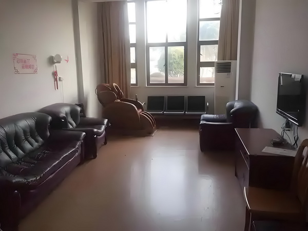 情劫难逃：废后当自强